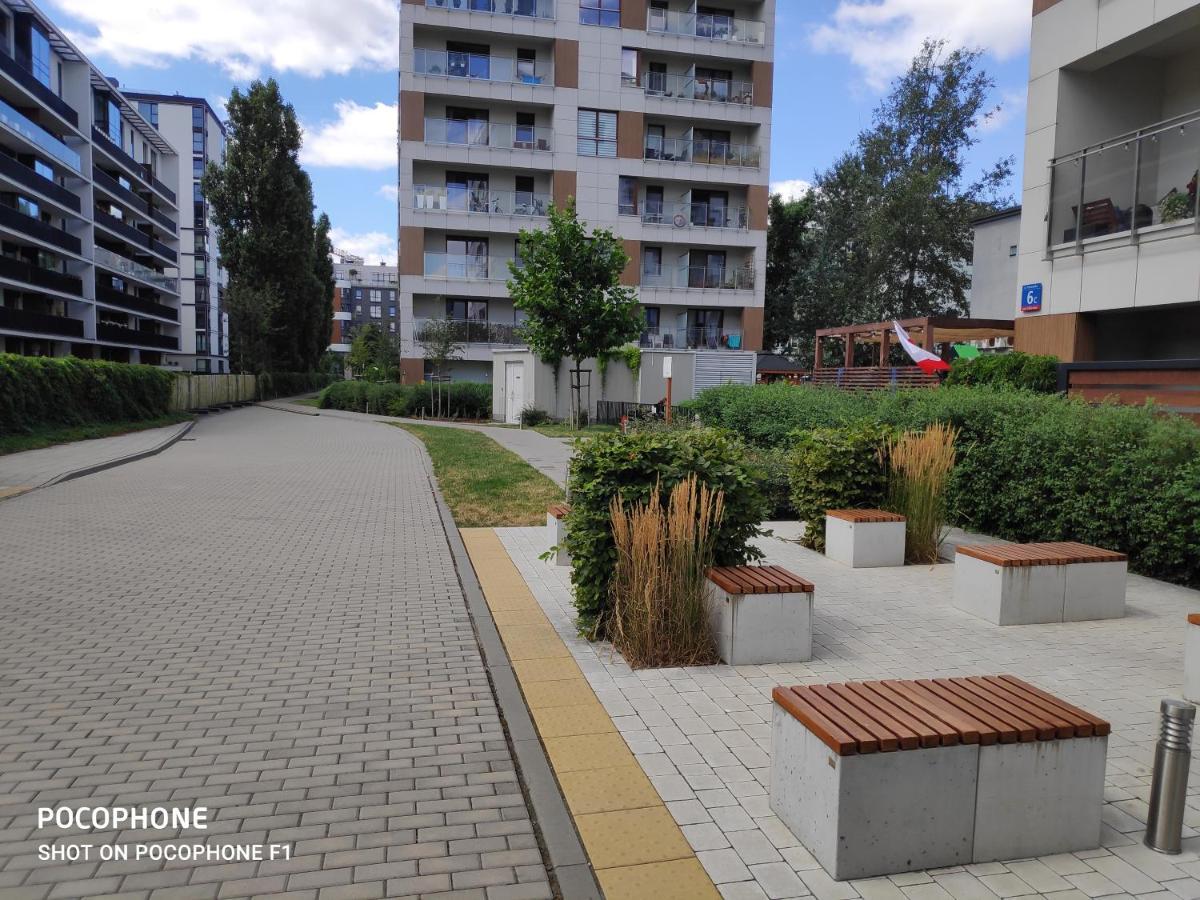 First -- Green Zoliborz Apartment 4 Warszawa Eksteriør billede