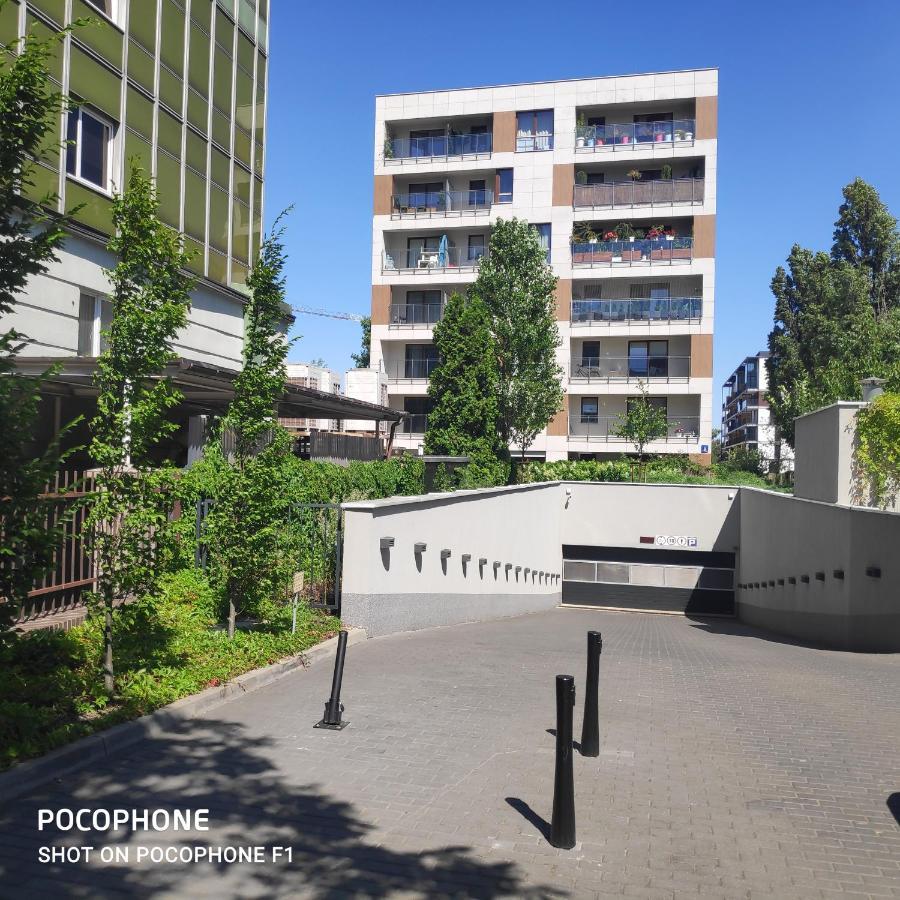 First -- Green Zoliborz Apartment 4 Warszawa Eksteriør billede